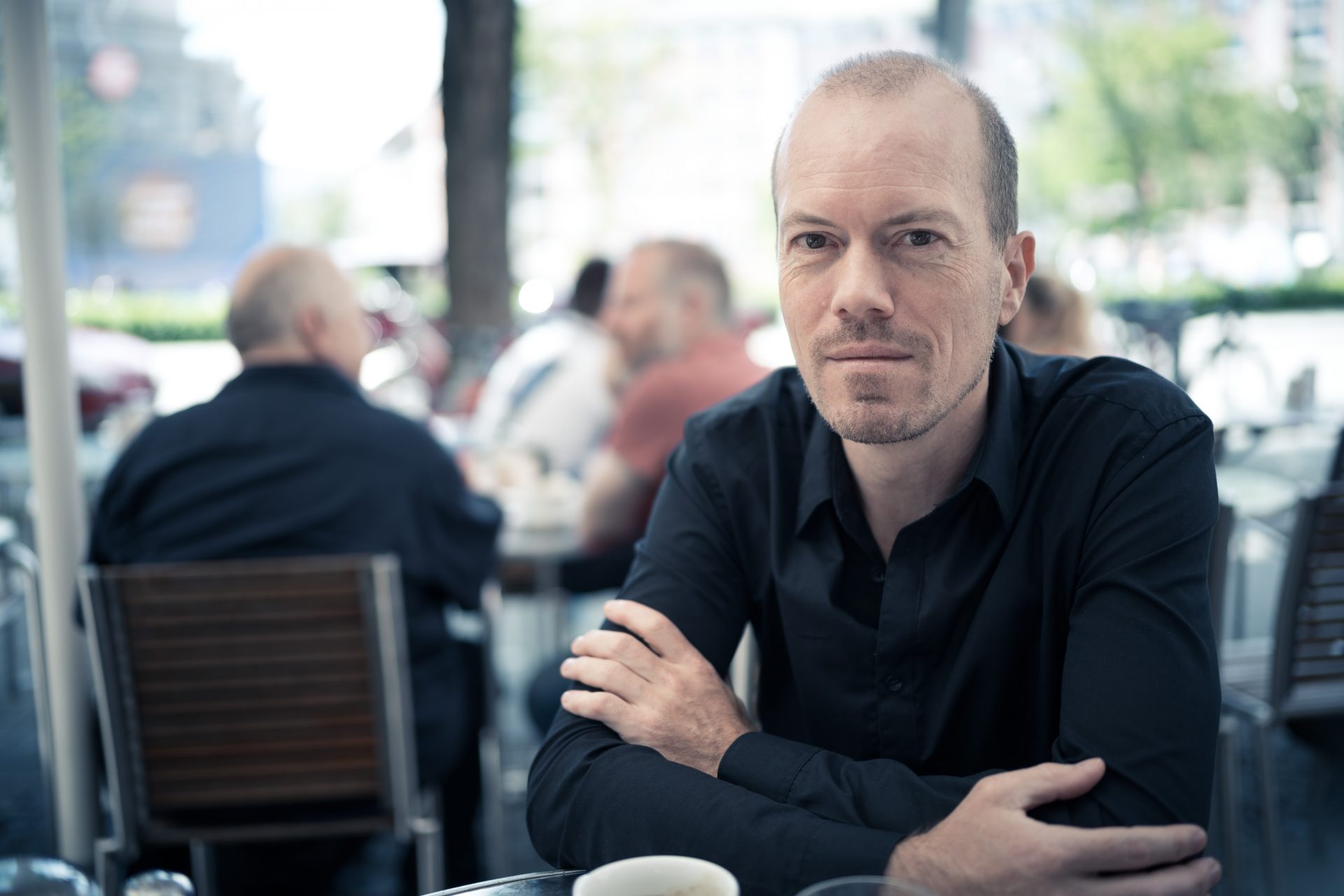 Frank Raki liest am 10. Juli 2026 im Gartensalon zum Thema „Die Macht des Träumens“